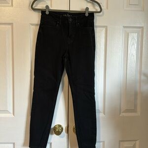 White House Black Market size 0, the skinny ankle black jeans